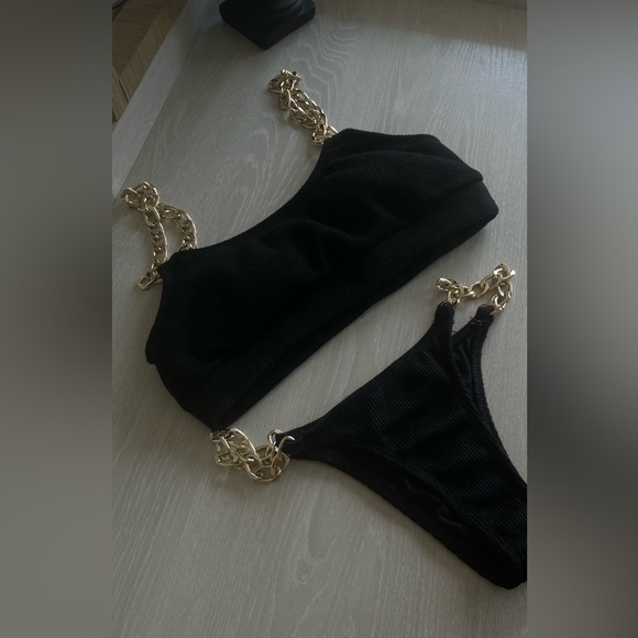 . Other - Summer Set Bikini Top Black Gold Chain Medium Swimwear swim